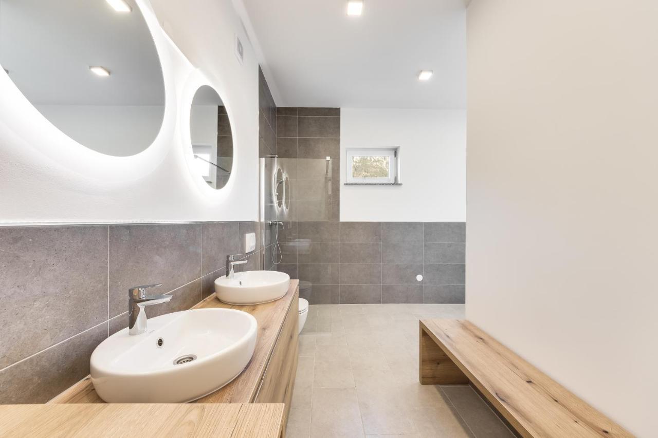 Chic Apartments With Finnish Sauna And Jacuzzi Kranjska Gora Buitenkant foto