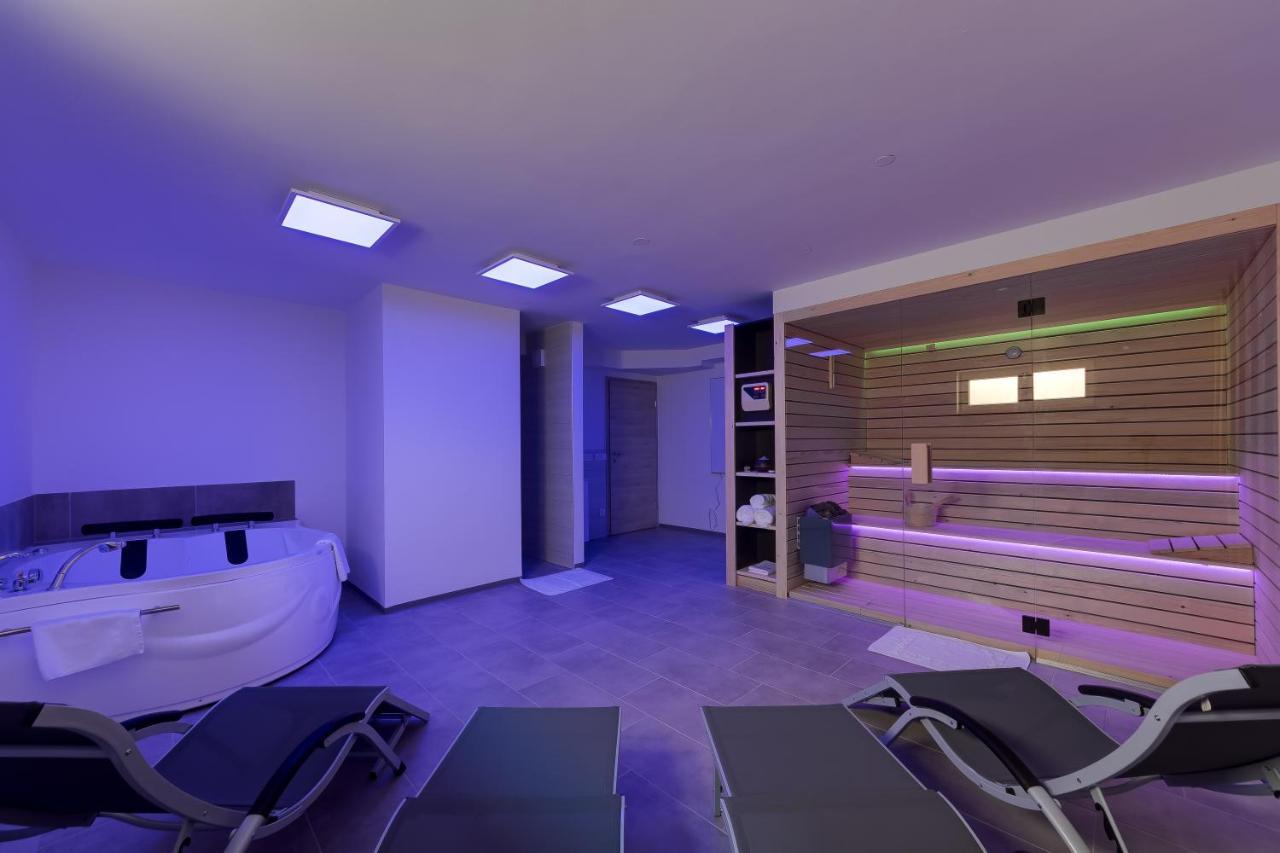 Chic Apartments With Finnish Sauna And Jacuzzi Kranjska Gora Buitenkant foto