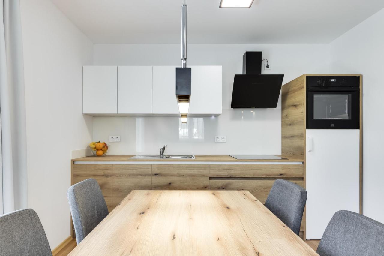 Chic Apartments With Finnish Sauna And Jacuzzi Kranjska Gora Buitenkant foto