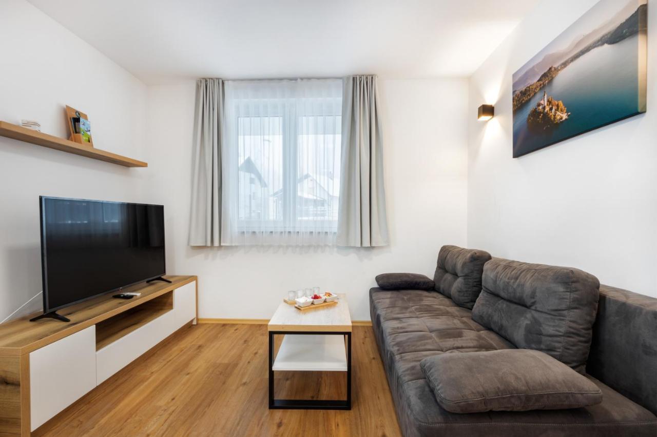 Chic Apartments With Finnish Sauna And Jacuzzi Kranjska Gora Buitenkant foto